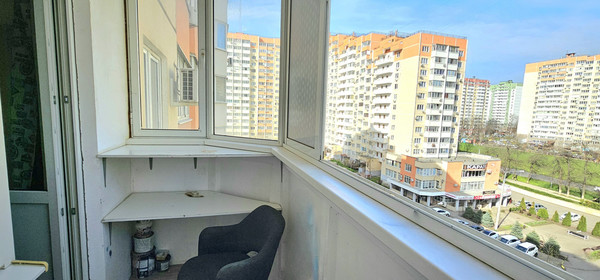 Продам трехкомнатную (3-комн.) квартиру, им. Героя Аверкиева А.А. ул, 24, Краснодар г