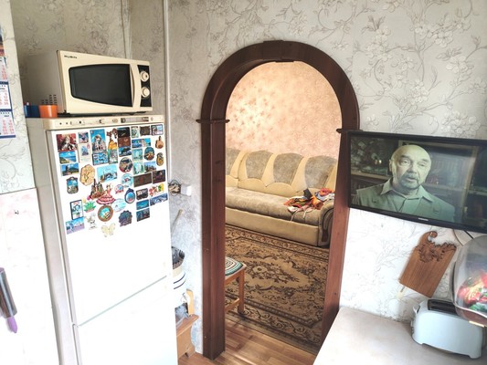 Продам двухкомнатную (2-комн.) квартиру, 1, Новый Свет п