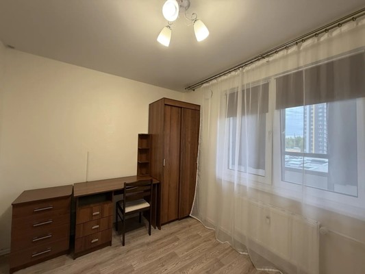 Продам однокомнатную (1-комн.) квартиру, Орлово-Денисовский пр-кт, 15к1, Санкт-Петербург г