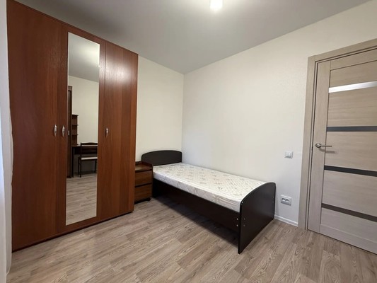 Продам однокомнатную (1-комн.) квартиру, Орлово-Денисовский пр-кт, 15к1, Санкт-Петербург г