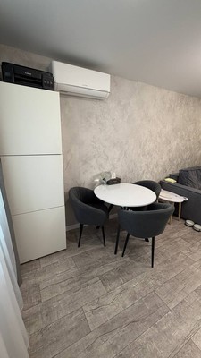 Продам двухкомнатную (2-комн.) квартиру, Им Космонавта Поповича ул, 675, Южно-Сахалинск г