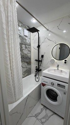 Продам двухкомнатную (2-комн.) квартиру, Им Космонавта Поповича ул, 675, Южно-Сахалинск г