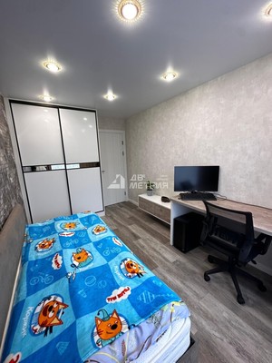 Продам трехкомнатную (3-комн.) квартиру, Украинская ул, 9, Южно-Сахалинск г