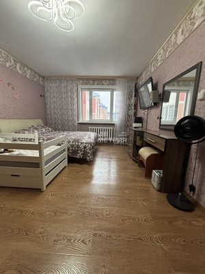 Продам трехкомнатную (3-комн.) квартиру, Физкультурная ул, 12А, Южно-Сахалинск г