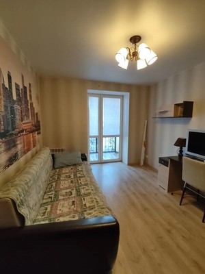 Продам однокомнатную (1-комн.) квартиру, Карла Маркса ул, 100, Сыктывкар г