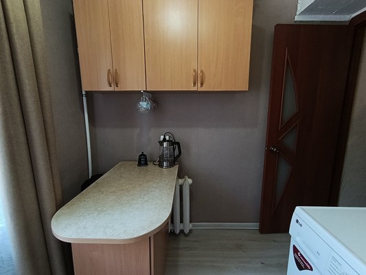 Продам трехкомнатную (3-комн.) квартиру, Большая ул, 165, Ишим г