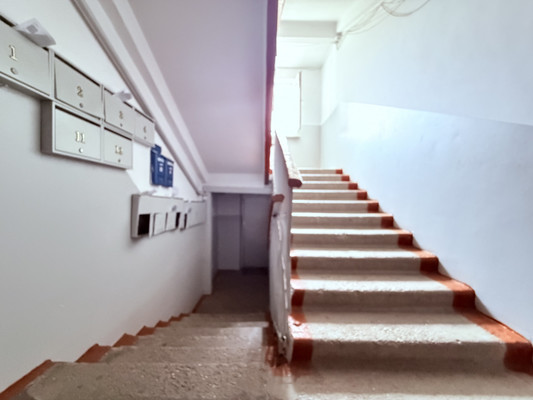 Продам однокомнатную (1-комн.) квартиру, Горького ул, 12, Нальчик г