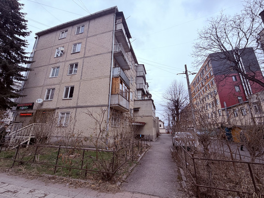 Продам однокомнатную (1-комн.) квартиру, Горького ул, 12, Нальчик г