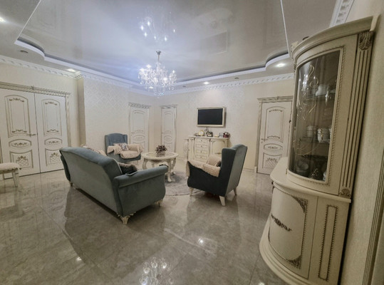 Продам многокомнатную квартиру, Эльбрусская ул, 19г, Нальчик г