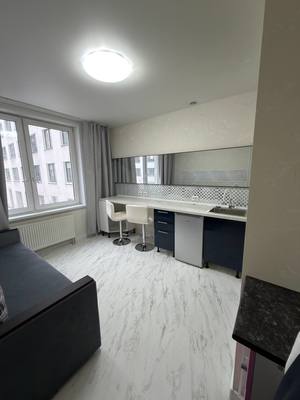 Продам многокомнатную квартиру, Кременчугская ул, 19к3, Санкт-Петербург г