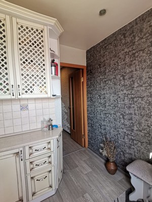 Продам двухкомнатную (2-комн.) квартиру, Антона Петрова ул, 106, Барнаул г
