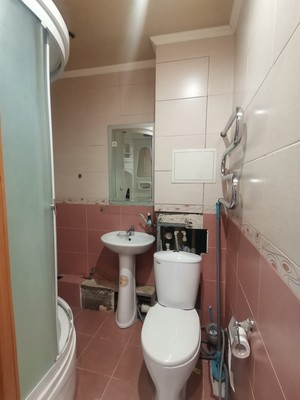 Продам двухкомнатную (2-комн.) квартиру, Антона Петрова ул, 106, Барнаул г