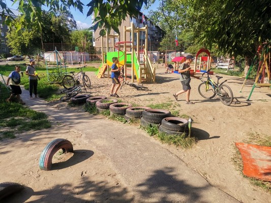 Продам двухкомнатную (2-комн.) квартиру, Антона Петрова ул, 106, Барнаул г