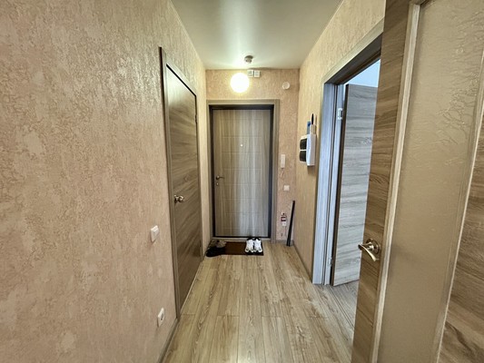 Сдам однокомнатную (1-комн.) квартиру, 9 Января ул, 68к4, Воронеж г
