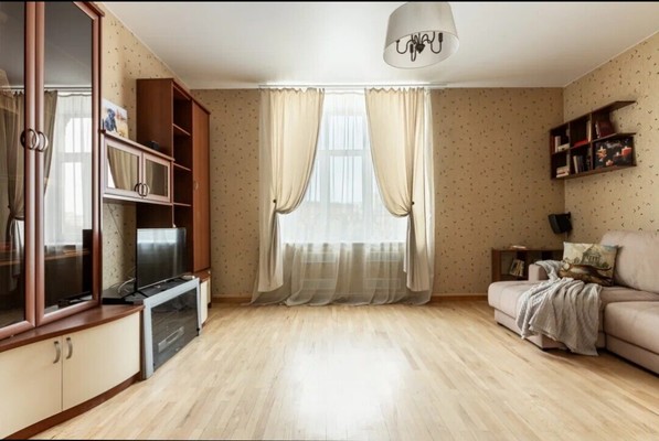 Продам трехкомнатную (3-комн.) квартиру, Типанова ул, 4, Санкт-Петербург г