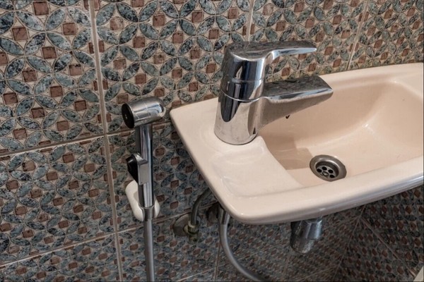 Продам трехкомнатную (3-комн.) квартиру, Типанова ул, 4, Санкт-Петербург г