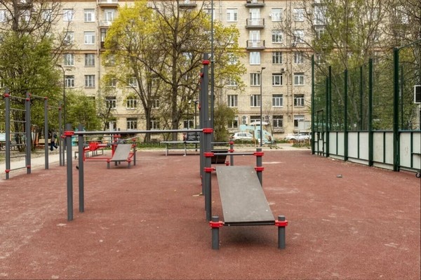 Продам трехкомнатную (3-комн.) квартиру, Типанова ул, 4, Санкт-Петербург г