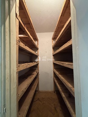 Продам многокомнатную квартиру, Карьерная ул, 49, Южно-Сахалинск г