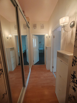 Продам трехкомнатную (3-комн.) квартиру, Предтеченская ул, 16к5, Великий Новгород г