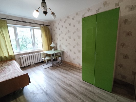 Продам двухкомнатную (2-комн.) квартиру, Октябрьская ул, 40, Великий Новгород г