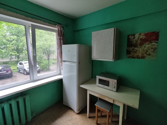 Продам двухкомнатную (2-комн.) квартиру, Октябрьская ул, 40, Великий Новгород г