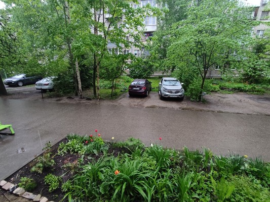 Продам двухкомнатную (2-комн.) квартиру, Октябрьская ул, 40, Великий Новгород г