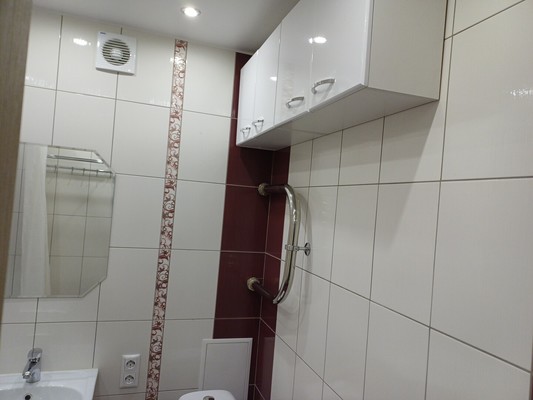 Продам однокомнатную (1-комн.) квартиру, Псковская ул, 56к2, Великий Новгород г