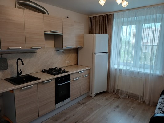 Продам однокомнатную (1-комн.) квартиру, Псковская ул, 56к2, Великий Новгород г