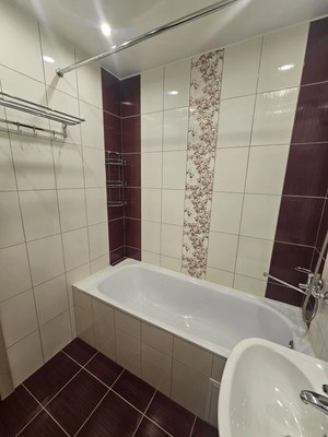 Продам однокомнатную (1-комн.) квартиру, Псковская ул, 56к2, Великий Новгород г