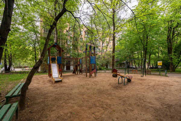 Продам однокомнатную (1-комн.) квартиру, Академика Павлова ул, 10, Москва г