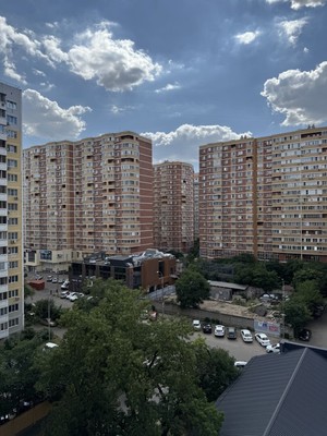 Продам двухкомнатную (2-комн.) квартиру, им. Репина проезд, 3/1к1, Краснодар г