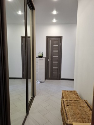 Продам двухкомнатную (2-комн.) квартиру, Гаражная ул, 107, Краснодар г