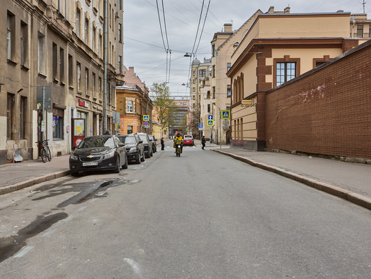 Продам многокомнатную квартиру, Чкаловский пр-кт, 52А, Санкт-Петербург г