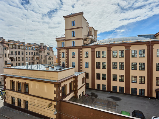 Продам многокомнатную квартиру, Чкаловский пр-кт, 52А, Санкт-Петербург г