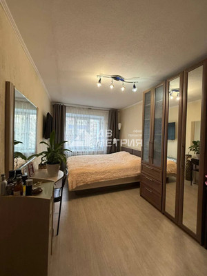 Продам трехкомнатную (3-комн.) квартиру, Железнодорожная ул, 81, Южно-Сахалинск г