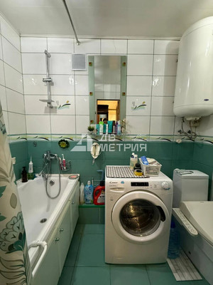 Продам трехкомнатную (3-комн.) квартиру, Железнодорожная ул, 81, Южно-Сахалинск г