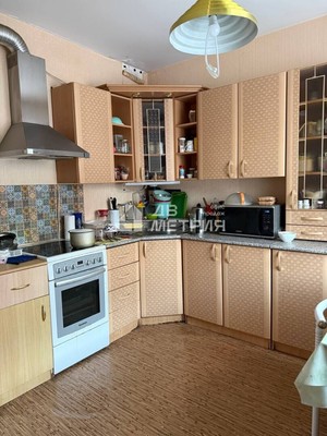 Продам однокомнатную (1-комн.) квартиру, Им Космонавта Поповича ул, 40А, Южно-Сахалинск г