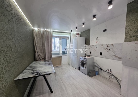 Продам трехкомнатную (3-комн.) квартиру, Ленина ул, 329, Южно-Сахалинск г