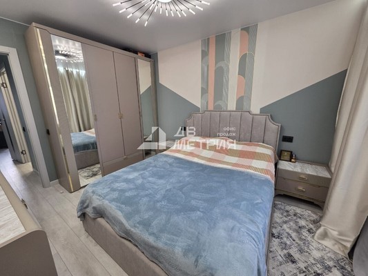 Продам трехкомнатную (3-комн.) квартиру, Ленина ул, 329, Южно-Сахалинск г