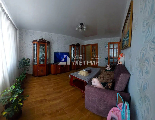 Продам многокомнатную квартиру, 2-я Красносельская ул, 34, Южно-Сахалинск г