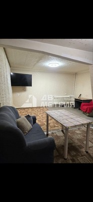 Продам трехкомнатную (3-комн.) квартиру, Вилкова ул, 7А, Долинск г