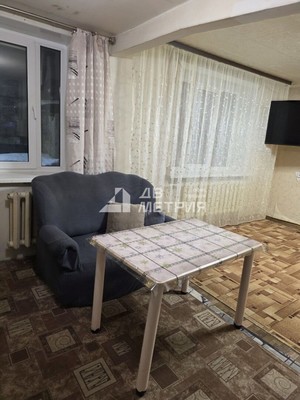 Продам трехкомнатную (3-комн.) квартиру, Вилкова ул, 7А, Долинск г