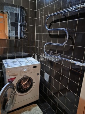 Продам трехкомнатную (3-комн.) квартиру, Вилкова ул, 7А, Долинск г