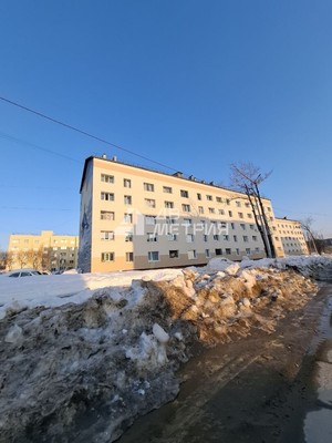 Продам двухкомнатную (2-комн.) квартиру, Вилкова ул, 13, Долинск г