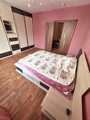 Продам трехкомнатную (3-комн.) квартиру, имени Ф.Э.Дзержинского ул, 12Аа, Южно-Сахалинск г