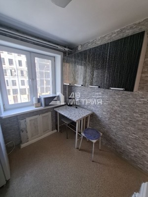 Продам двухкомнатную (2-комн.) квартиру, Комсомольская ул, 153, Южно-Сахалинск г