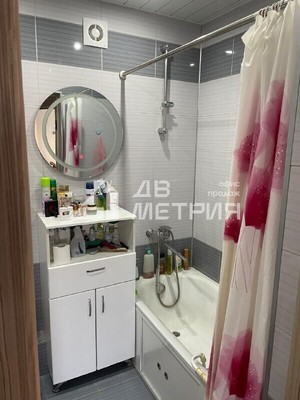 Продам двухкомнатную (2-комн.) квартиру, Ленина ул, 42, Долинск г