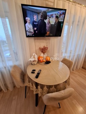 Продам трехкомнатную (3-комн.) квартиру, Ленина ул, 42, Долинск г