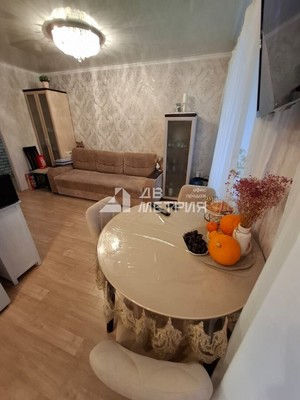 Продам трехкомнатную (3-комн.) квартиру, Ленина ул, 42, Долинск г