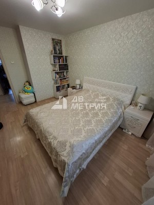 Продам трехкомнатную (3-комн.) квартиру, Ленина ул, 42, Долинск г